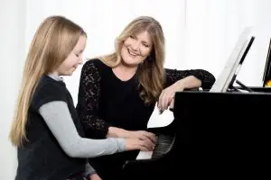 Klavier, Klavierunterricht Bad Soden, Pianistin und diplomierte Klavierpädagogin Ulrike Danne-Feldmann